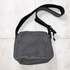 archive MIUMIU wool shoulder bag | NOIR ONLINE