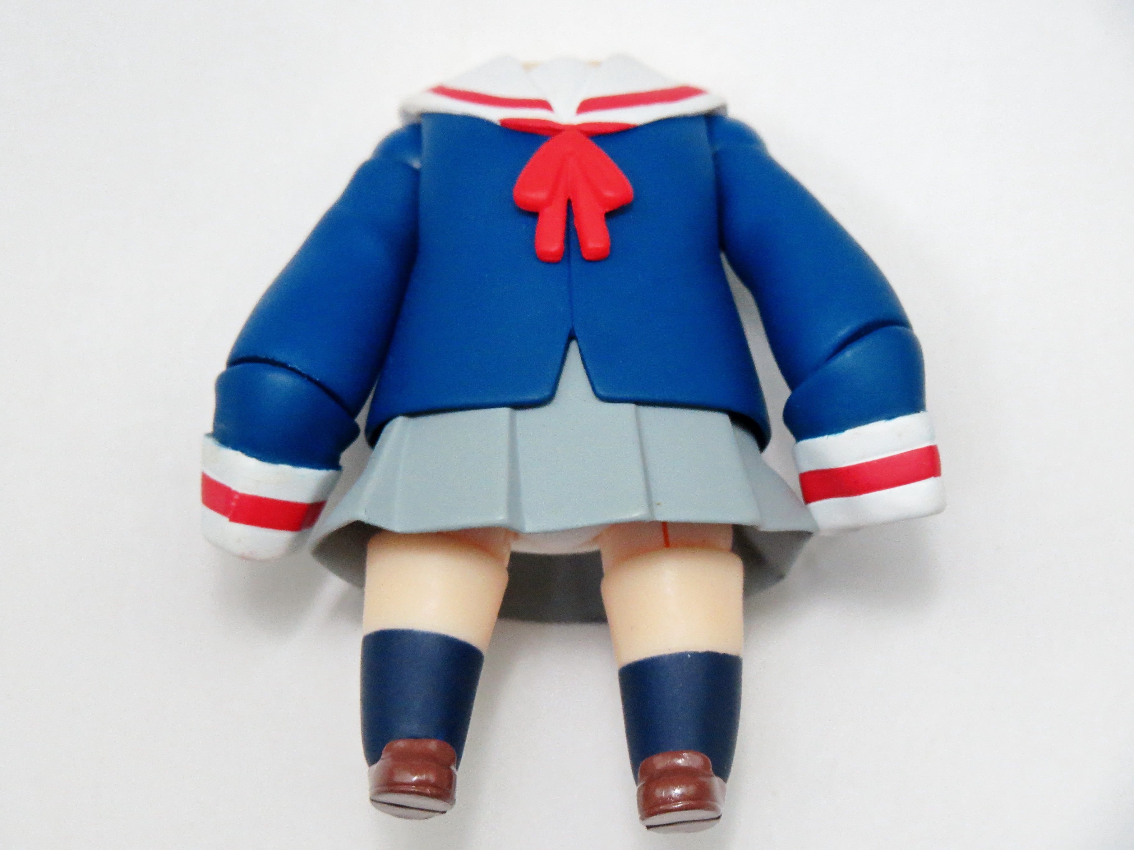 446】 三峰真白 体パーツ 制服 ねんどろいど | ホビー通販 アニホープ