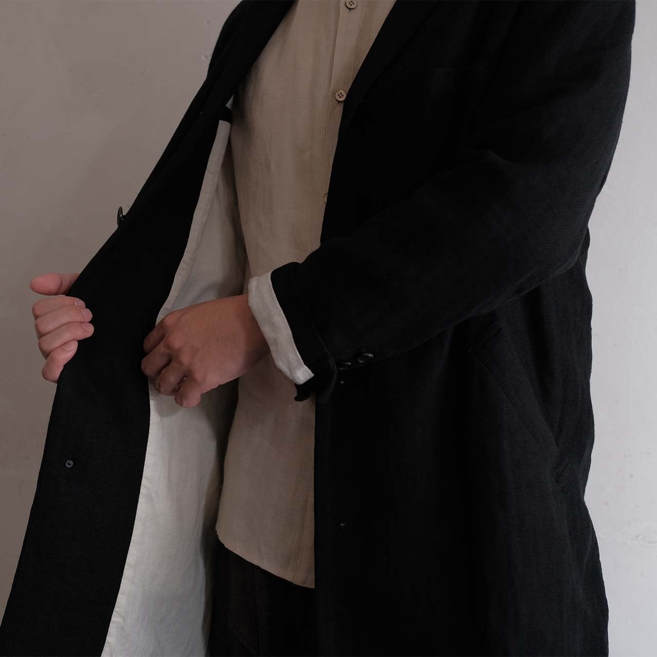unisex coat jacket／herringbone linen〈black〉 | SALUÉ