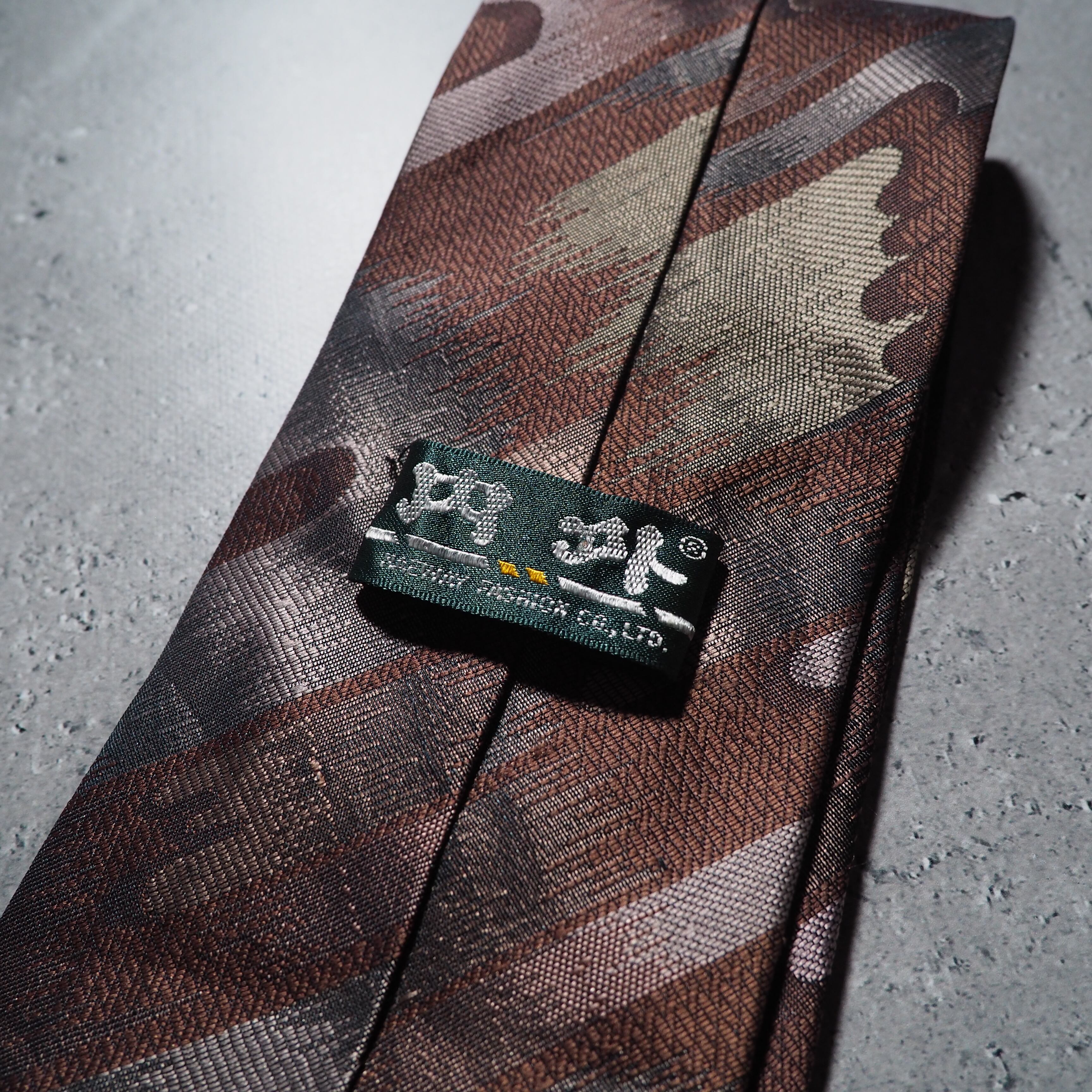 Undulation contemporary art embroidery vintage tie