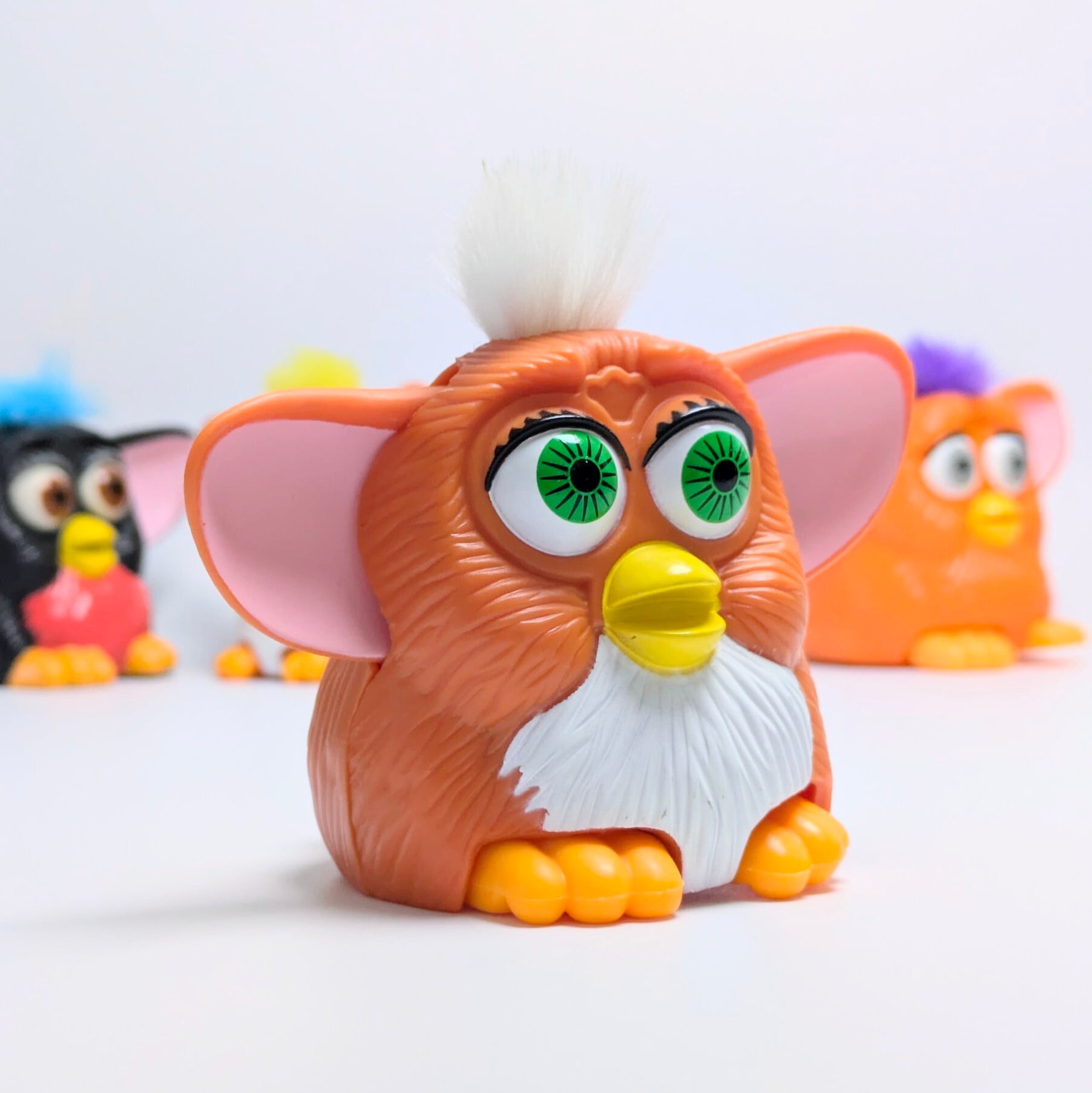 ☆ VINTAGE1998 ☆【 McDonald's × Furby ( ファービー )】 1998年マクドナルドミールトイ『キャメル ホワイトヘアー』ハッピーミール　〚アメリカン雑貨 アメトイ〛
