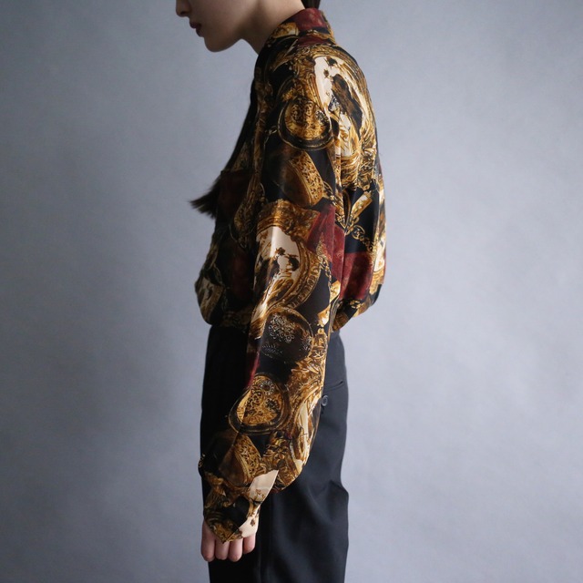 modern art graphic pattern half fry-front loose shirt