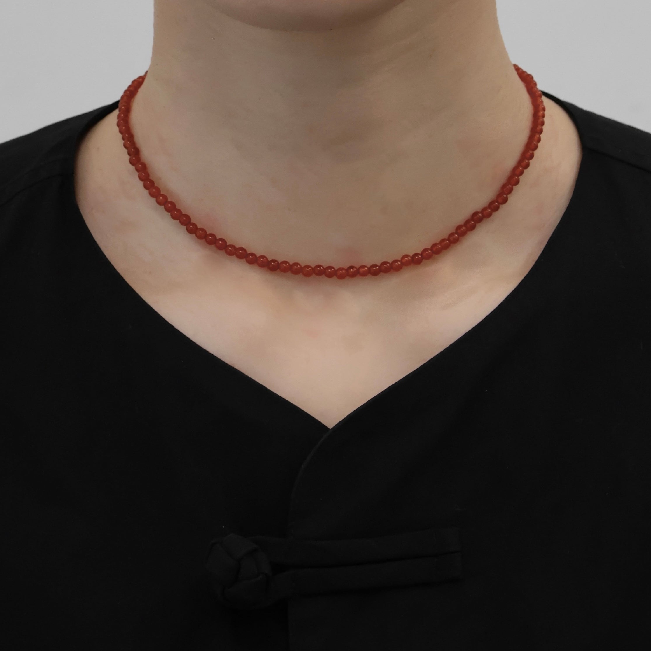 Dot & stone necklace -carnelian- | EMIKOAMANO