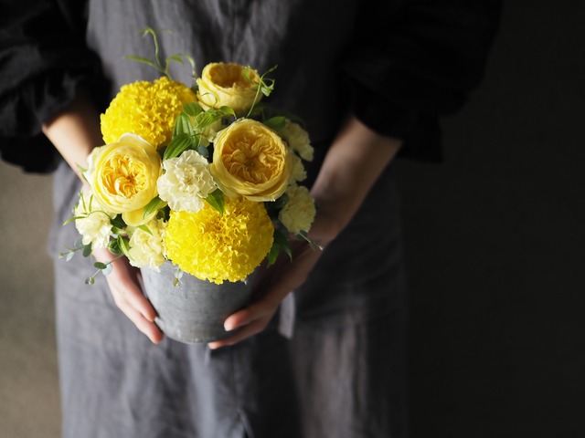 【生花アレンジメント】バースデーカラーアレンジメント（11月）