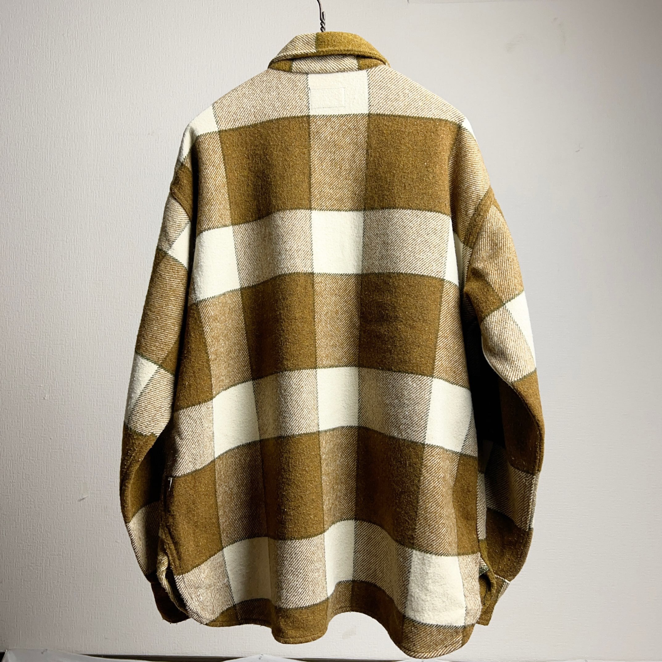 ヴィンテージ60年代 ROOMY RICHARD ウール長袖シャツ 黒 ヴィンテージ60年代 ROOMY RICHARD ウール長袖シャツ 黒