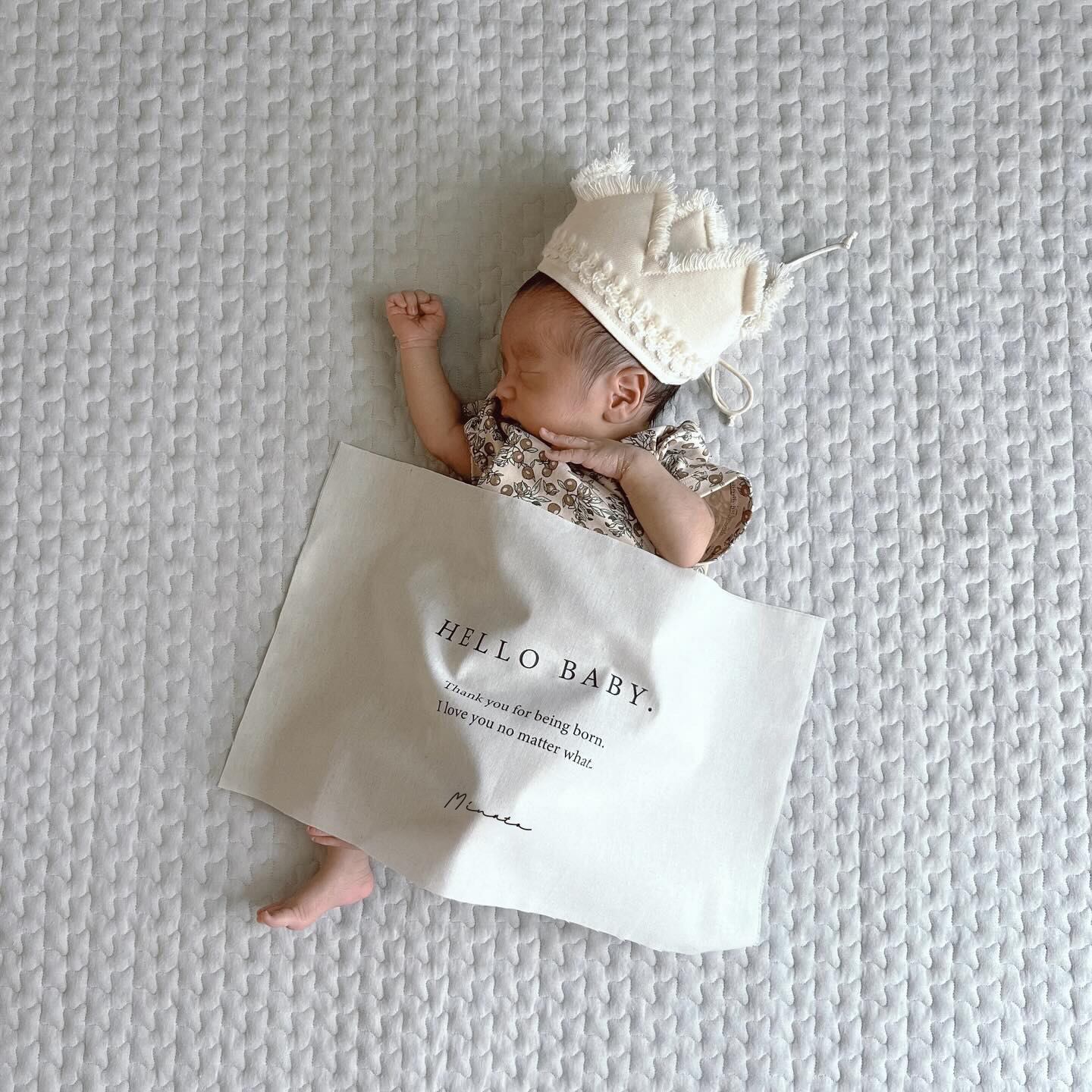 ハローベイビータペストリー　完成品 Hello Baby Tapestry - Just Born | ニューボーンフォト
