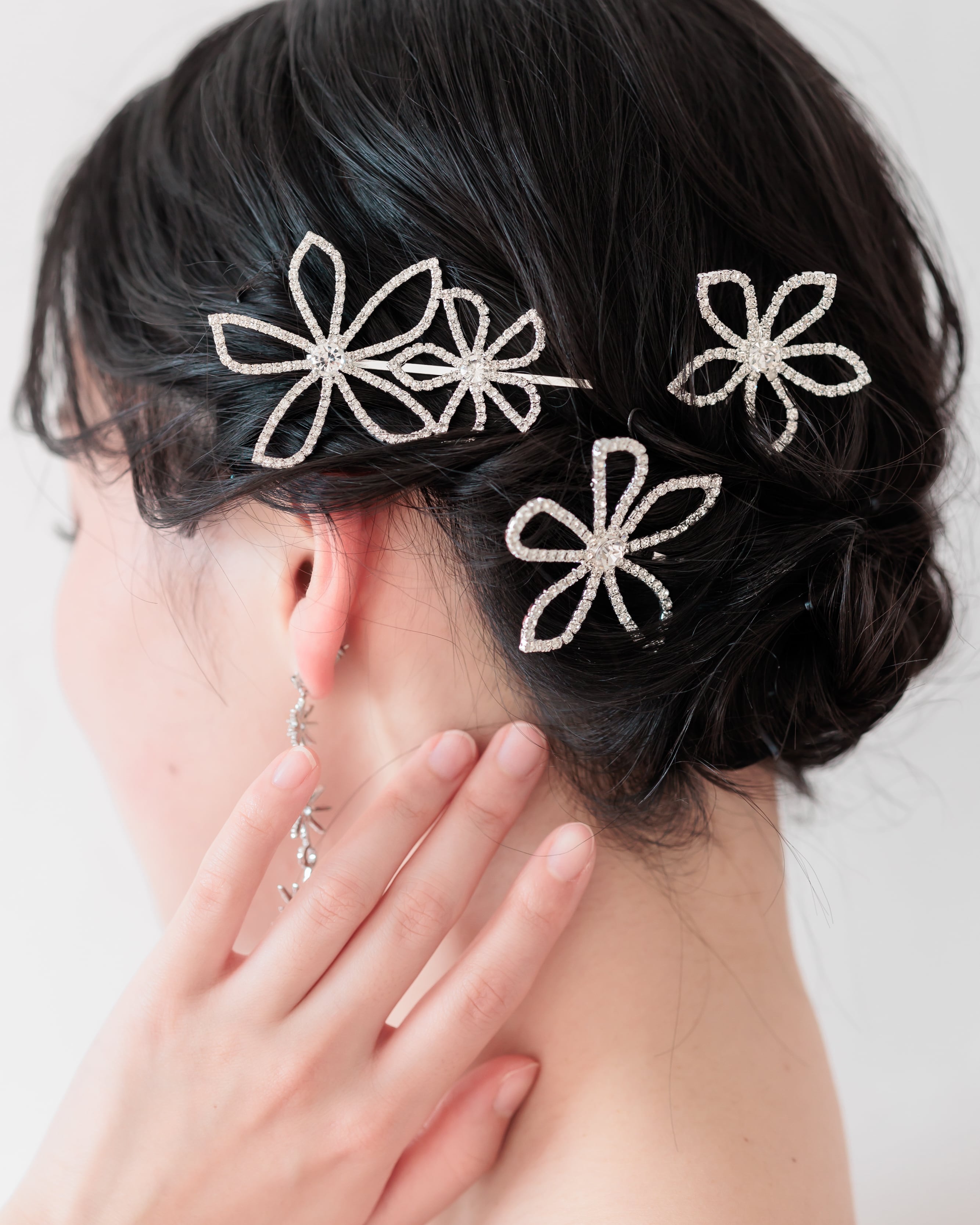 フラワーラインストーンヘアピン3本セットシルバー 【AH2511-02S