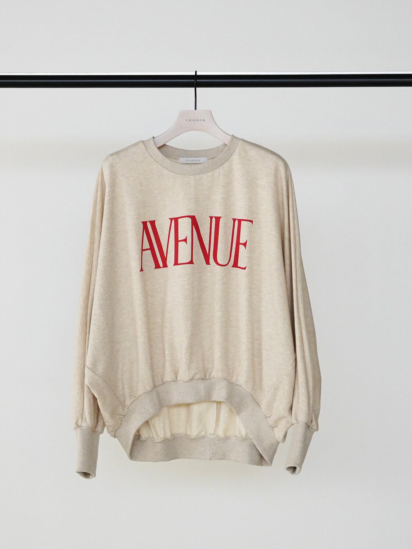 【9/中旬〜9/下旬入荷次第お届けのご予約】CHIGNON/シニヨン "AVENUE”ドルマンスウェット 8465-433KK F