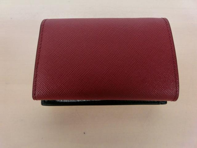 代引き人気 新品・未使用 入手困難 国内即発 レザー 三つ折り財布