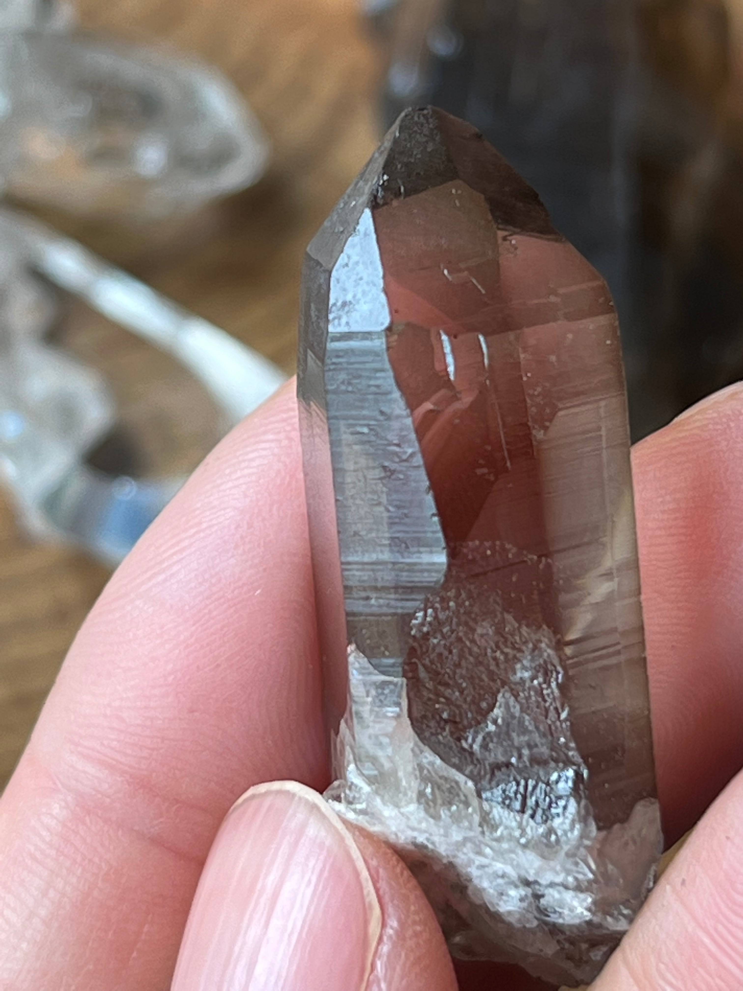 ガウリシャンカール産スモーキークォーツ 樽パーツ2つ