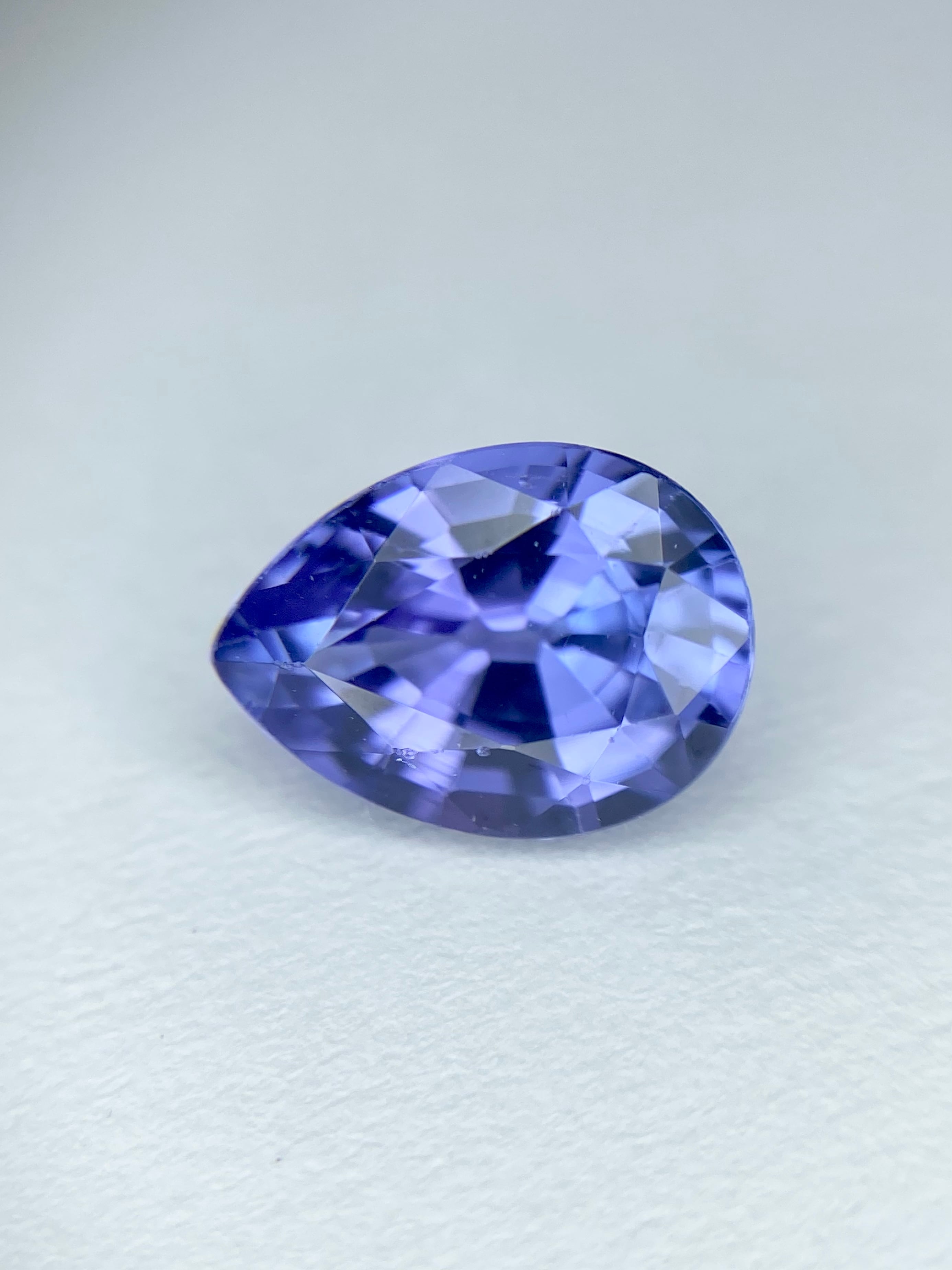 タンザナイト 0.845ct ルース-