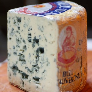 フランス産 グラスフェッド ブルー ドーヴェルニュ AOP 100g ブルーチーズ 切りたて Blue Cheese   BLEU D'AUVERGNE AOP Grassfed 100g