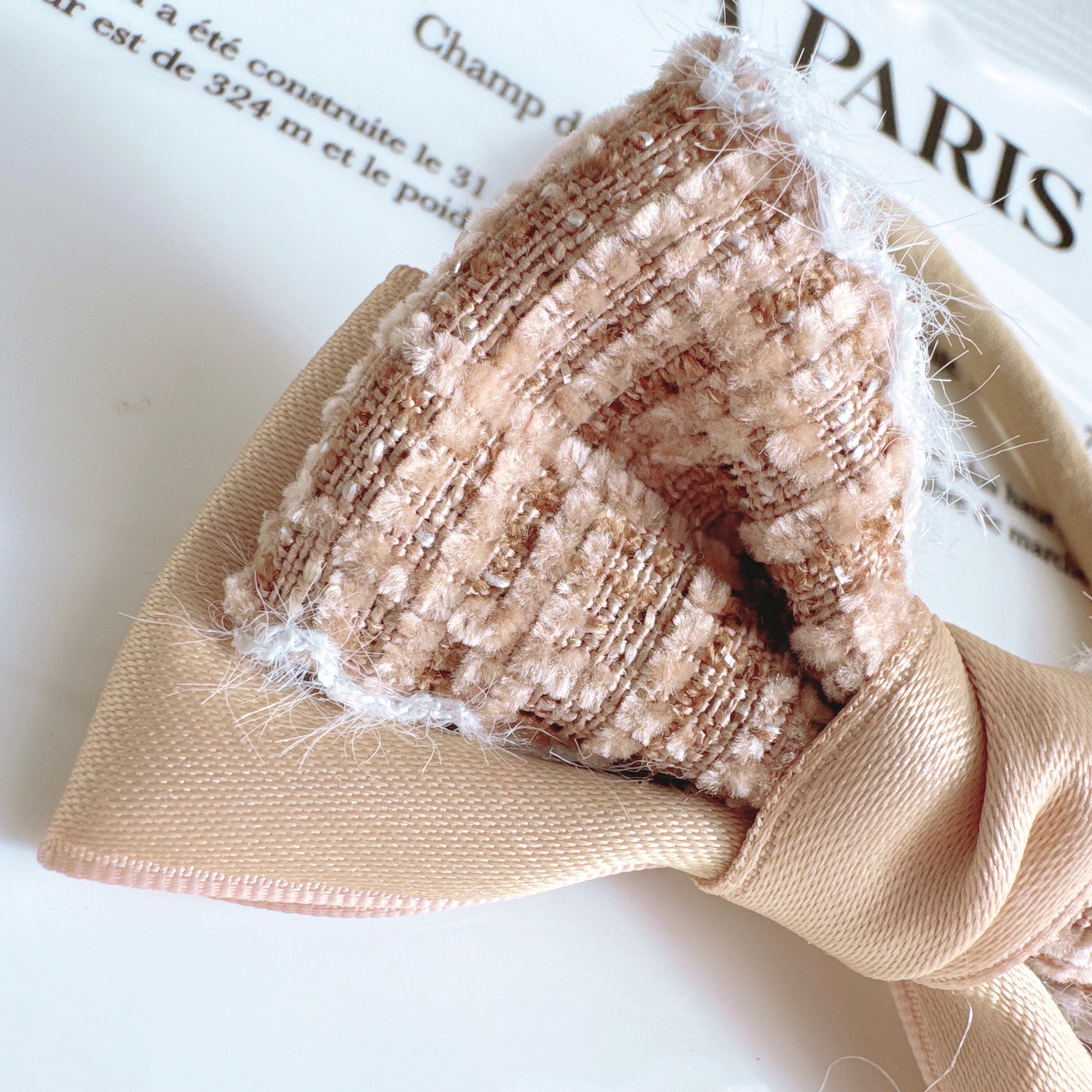 ツイードベージュリボンヘアバンド(後ろ支え付き)