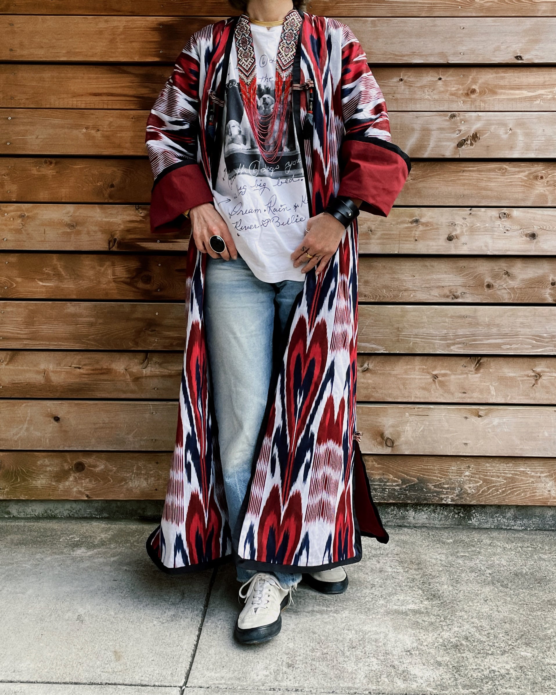 民族衣装 チャパン コート ウズベク族 ウズベギスタン アフガニスタン