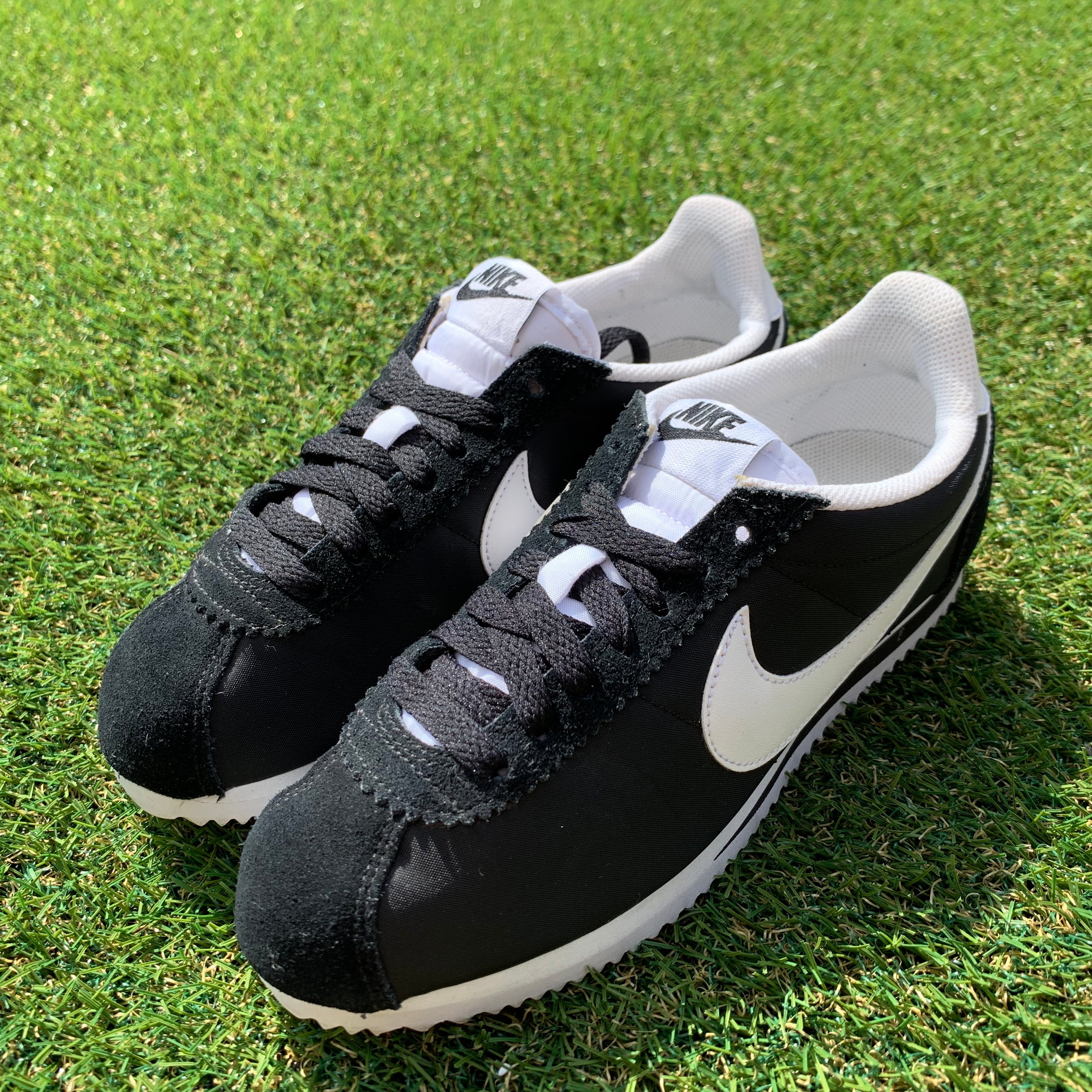 NIKE CLASSIC CORTEZ NYLON ナイキ コルテッツ ベーシック NIKE CLASSIC CORTEZ NYLON ナイキ コルテッツ ベーシック
