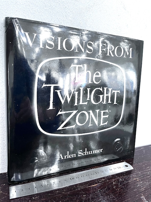 VISIONS FROM The TWILIGHT ZONE ハードカバー版