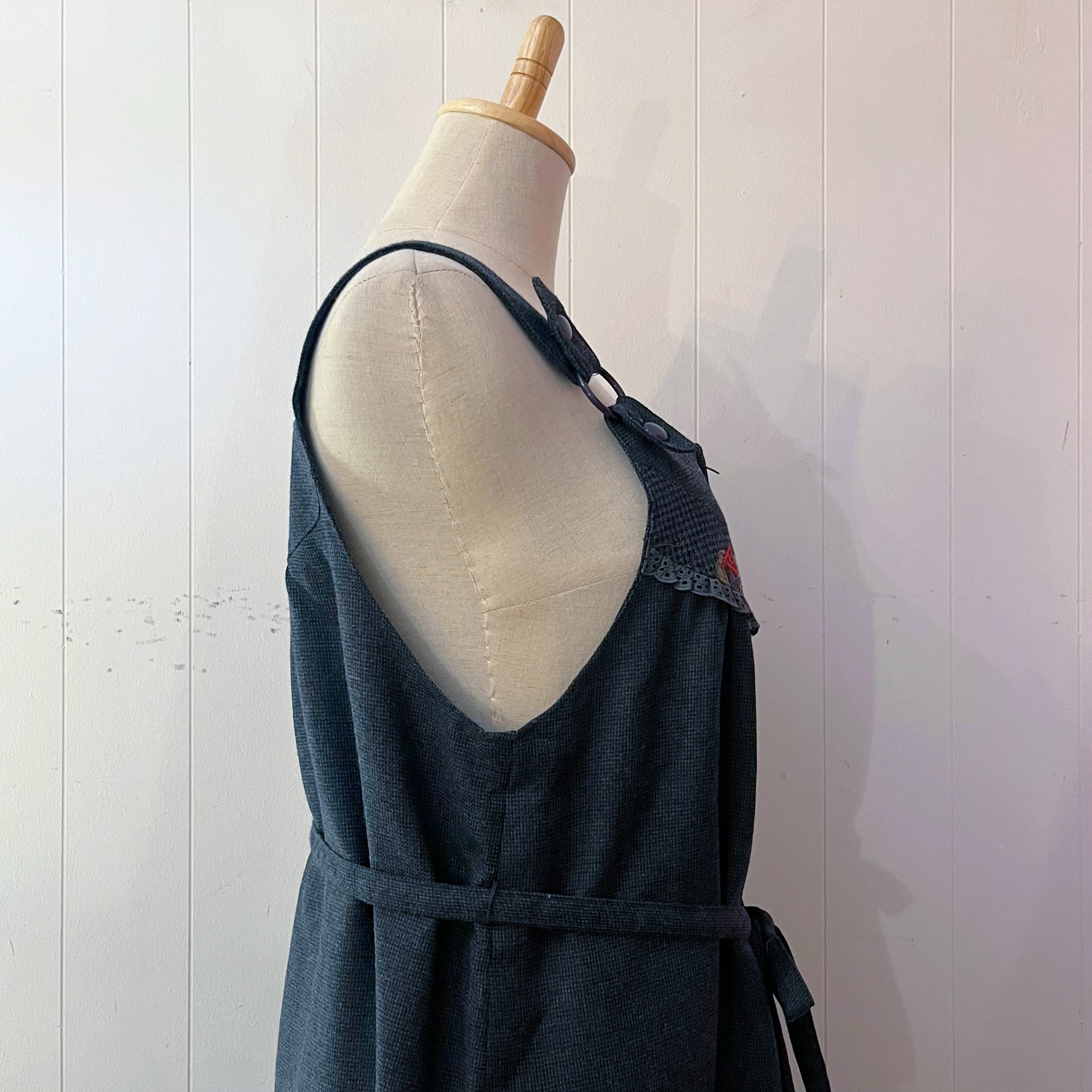 house trail jumper skirt