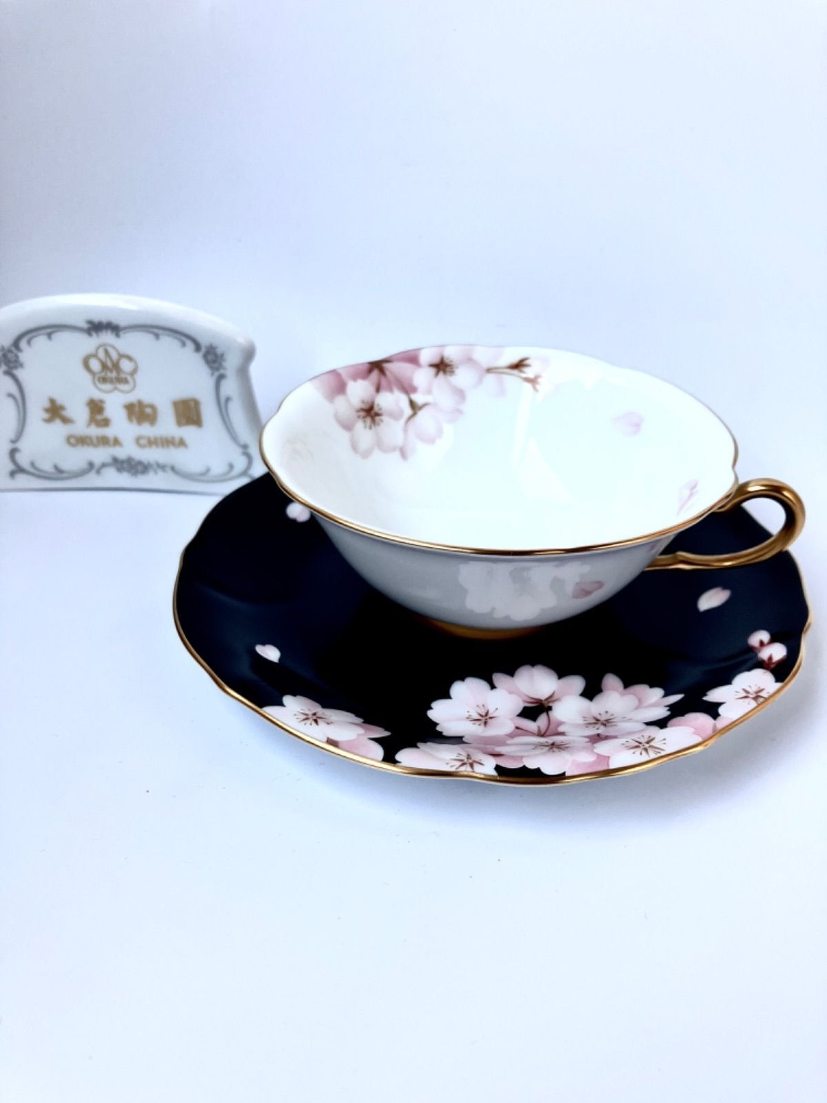 大倉陶園】 創業100周年記念作品 碗皿暦【 4月桜】 | 若林陶器