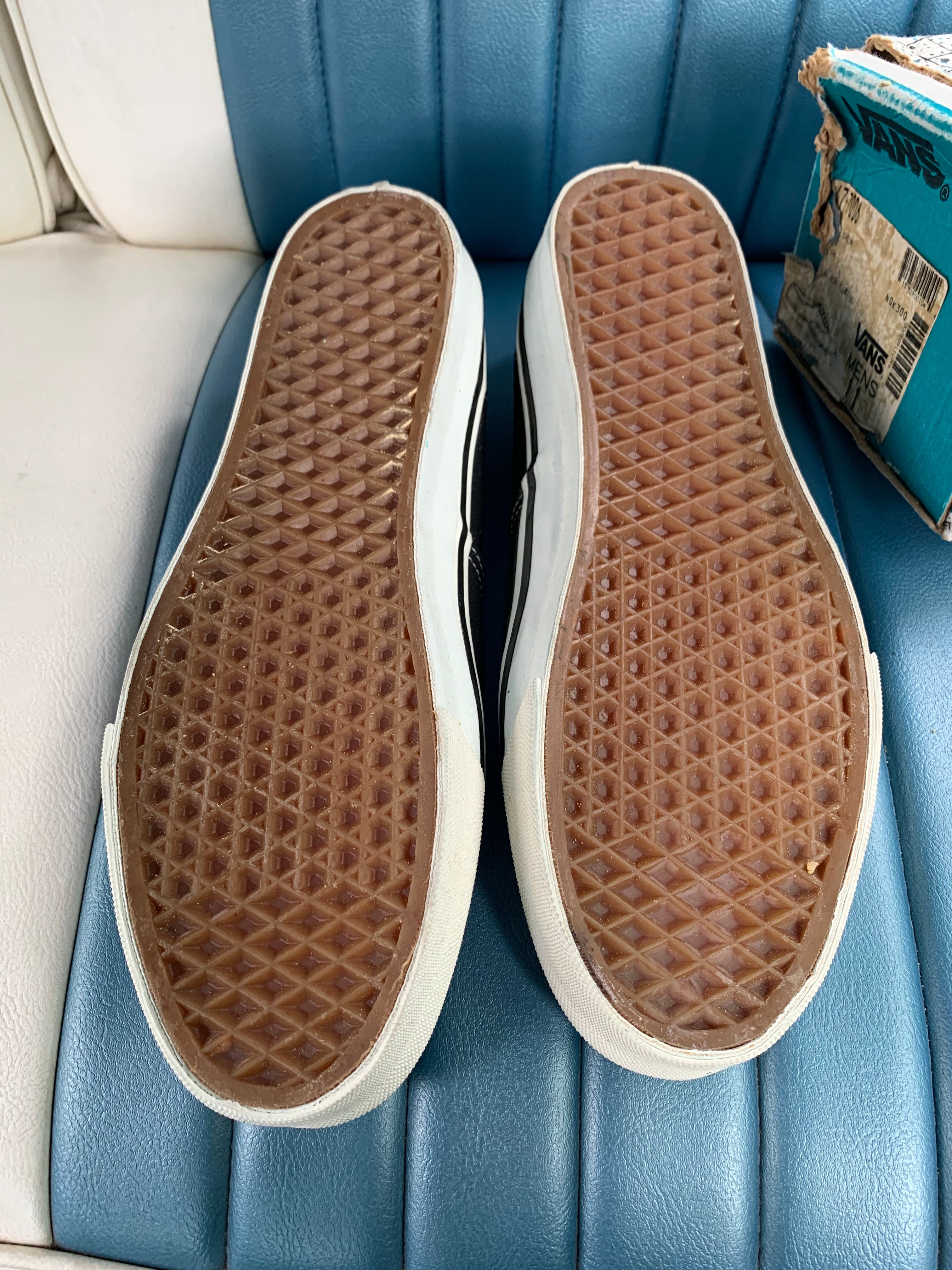 ナイキ エアジョーダン11 レトロ メタリックシルバー 23.5cm Vintage Vans “Style 44 Authentic” | PAY ID