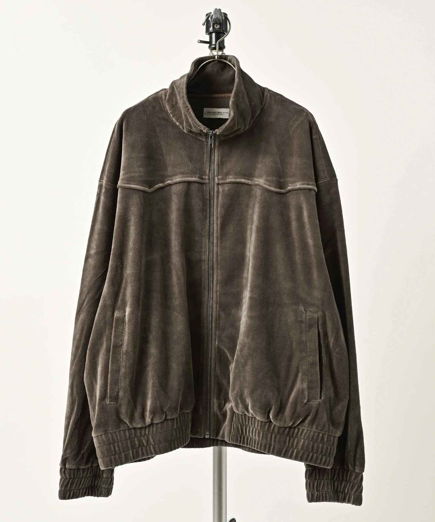 many men many mind Powder-finish velour track top (BRN) M2624020
