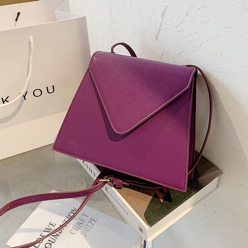 高級感のあるレディーススモールバッグ、ウエスタンスタイルのレディースバッグ、2020年の新しい流行のファッションワイルドワンショルダーメッセンジャーネットレッドスモールスクエアバッグ 手作りハンドバック33013791434