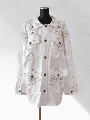 ヴィンテージ レース刺繍 アップサイクル サファリジャケット 刺繍クロス リメイク