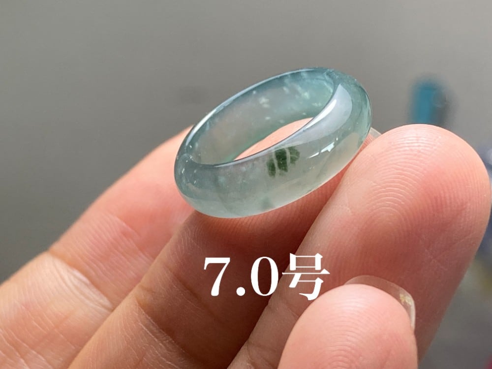 RS9-101 極上品 宝石質 高氷種 薄青緑色 グアテマラ産 本翡翠 RS9-101 極上品 宝石質 高氷種 薄青緑色 グアテマラ産 本翡翠