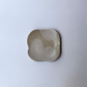 蓮沼理佳　四角皿 / 小　白