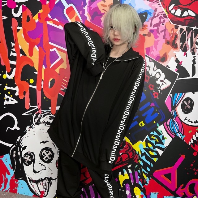 SIDE TAPE LOGO HIGH-NECK ZIP OUTER【Darui】