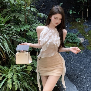 【2点セット】ミニドレス セクシー ボディコン ビジューホルターネックフリルトップス+スパンコールタイトスカート デート 女子会 クラブ JC2-XKDD452-681-Sep10