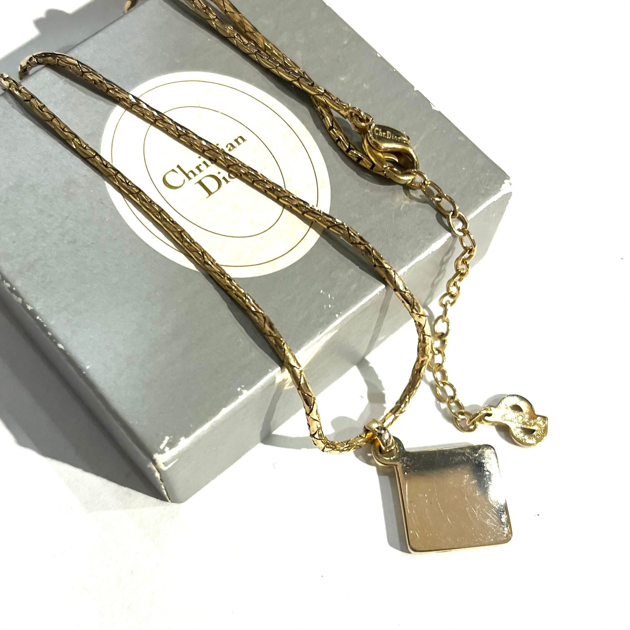 Christian Dior】1900 DIORブラックスクエア ネックレス／ヴィンテージ