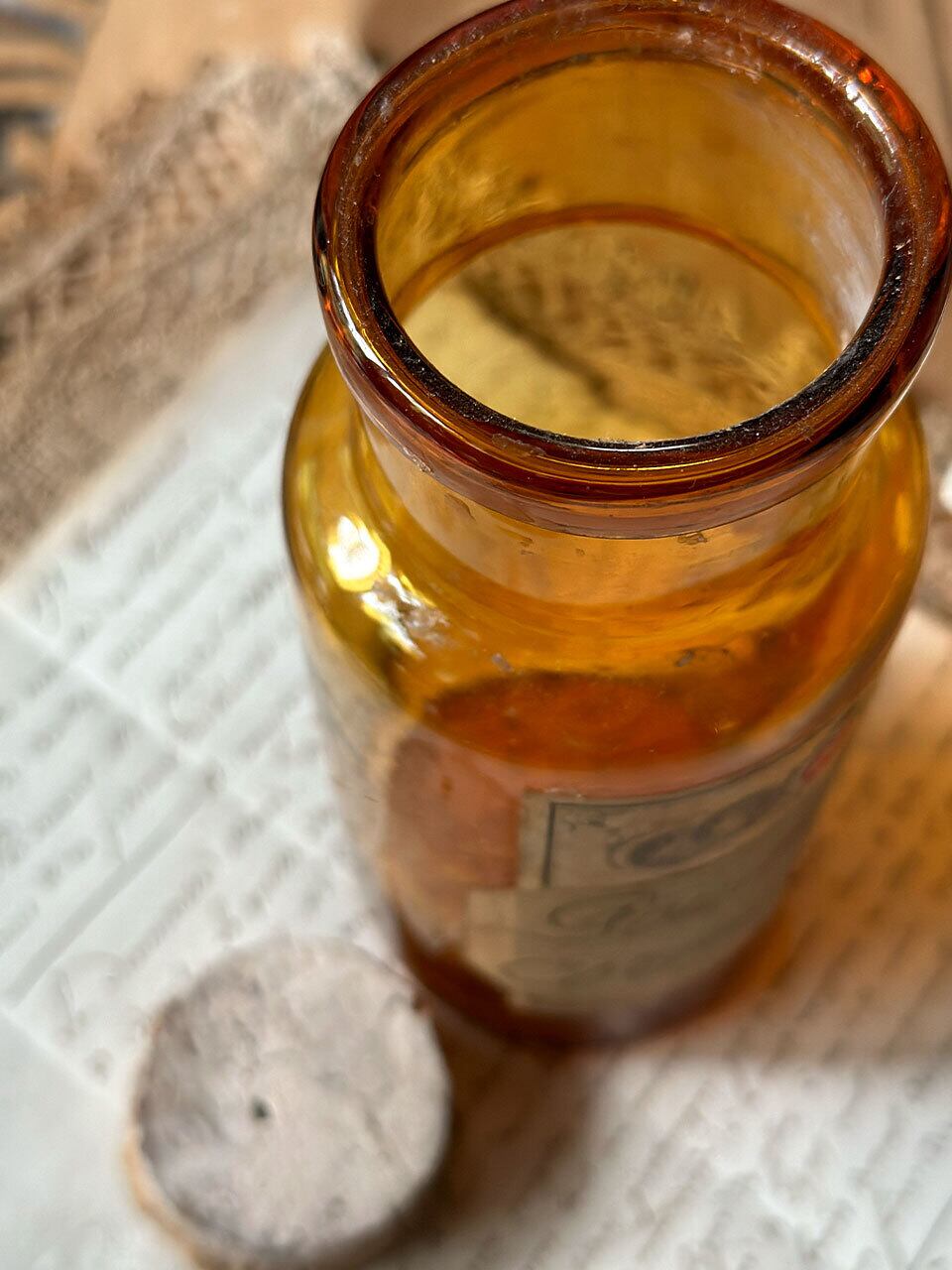 蓋付き薬品ボトル 薬の瓶 ガラス瓶 コルク | Brocante de La Cocotte