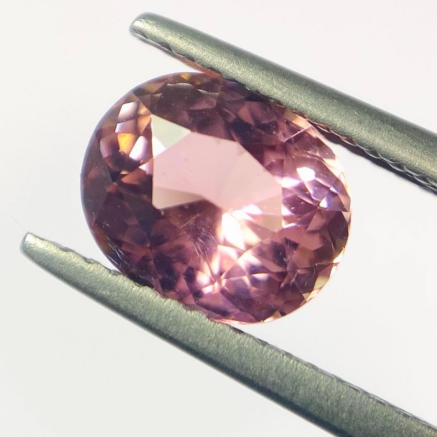 カット細やかテリサイコーなピンクトルマリン