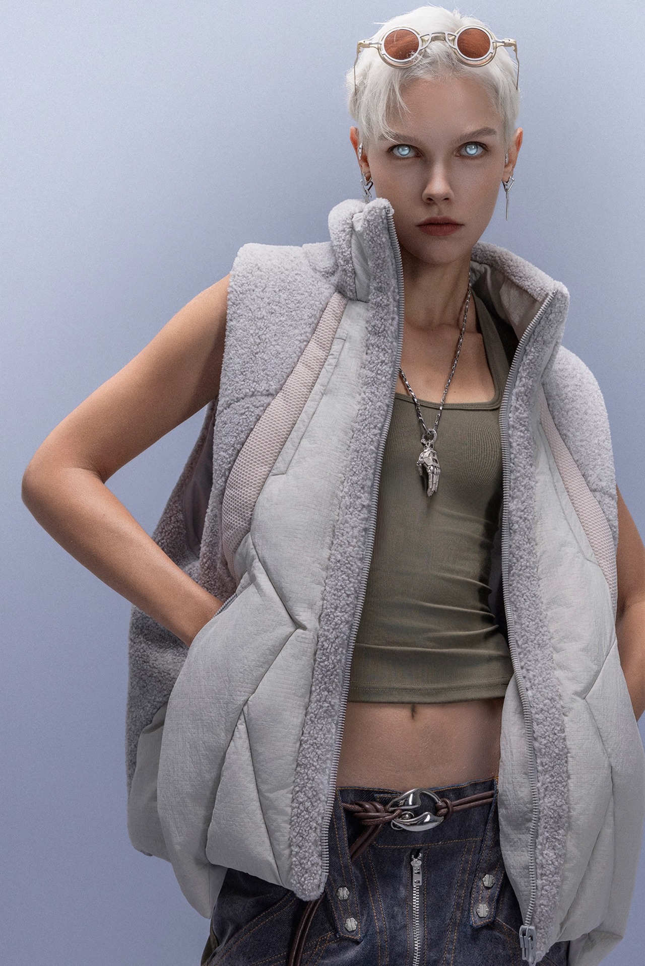 XIPHEVIL ハイネックウォームサイバーベスト