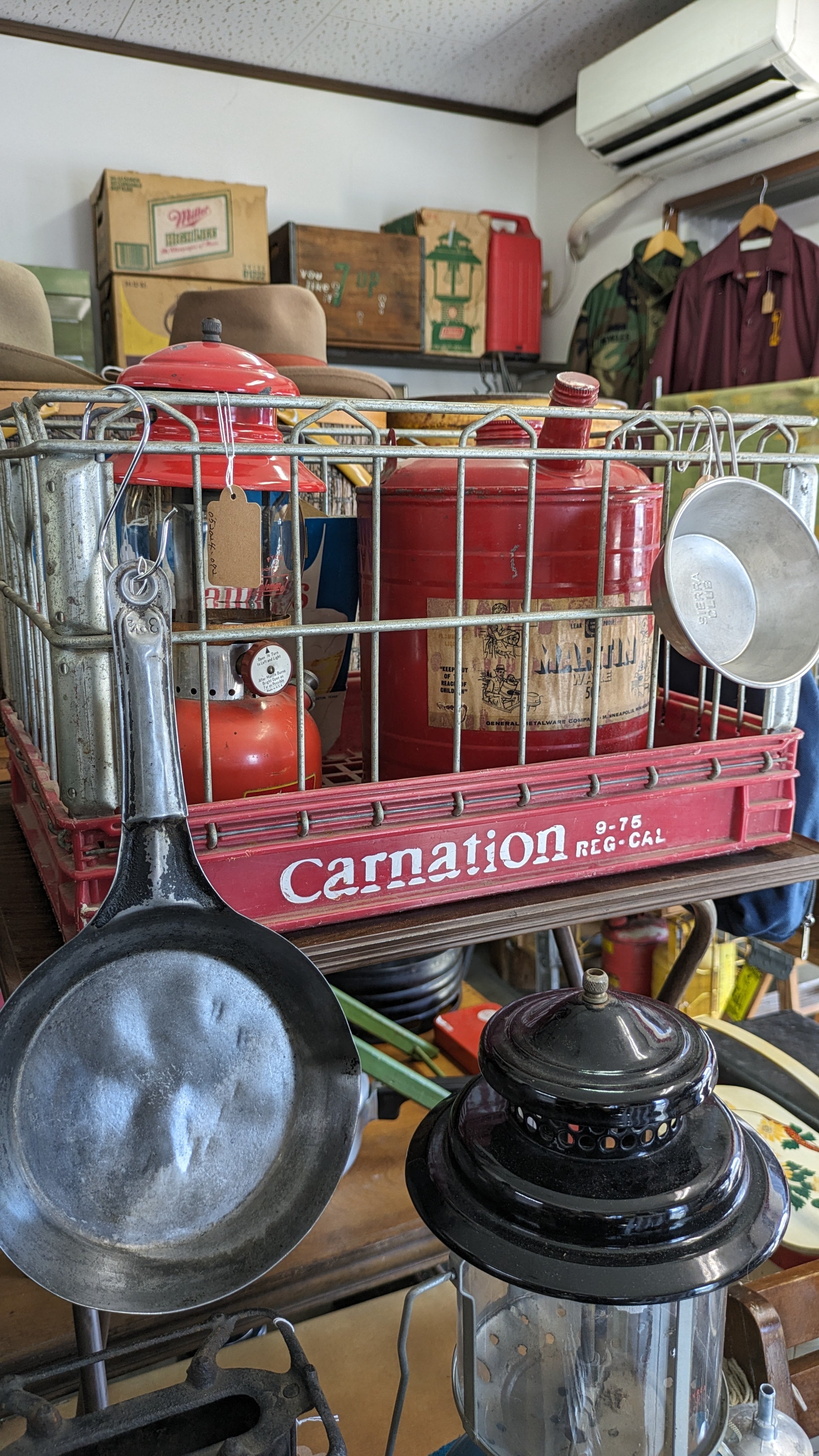 Vintage Carnation WireCrate MilkCrate MetalBox Basket Vintage Carnation WireCrate MilkCrate MetalBox Basket