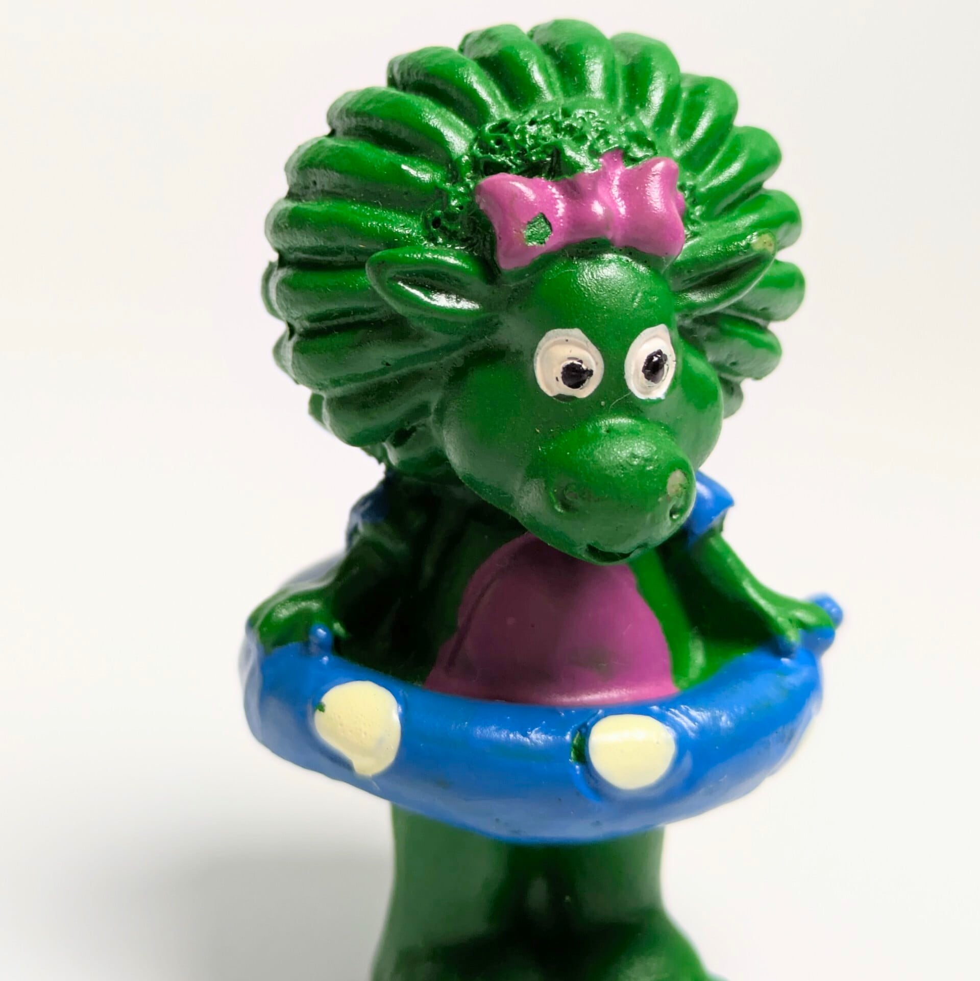 ☆ VINTAGE 90' ☆ 【 Barney & Friends（ バーニー&フレンズ ）】『 Baby Bop ( ベイビー ボップ ) / 浮き輪 』  PVC フィギュア ビンテージトイ 〚アメリカン雑貨 アメトイ〛