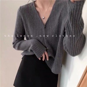 Vネックオーバーショートカーディガン　AJ111-615