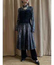 volume silhouette abstract silver dress-3954-1