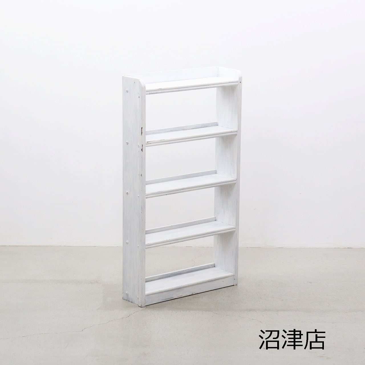 【沼津店】 レトロ 無垢材 ペイント 本棚 シェルフ 飾り棚 ラック 書庫 収納 ヴィンテ ージ PLT16130