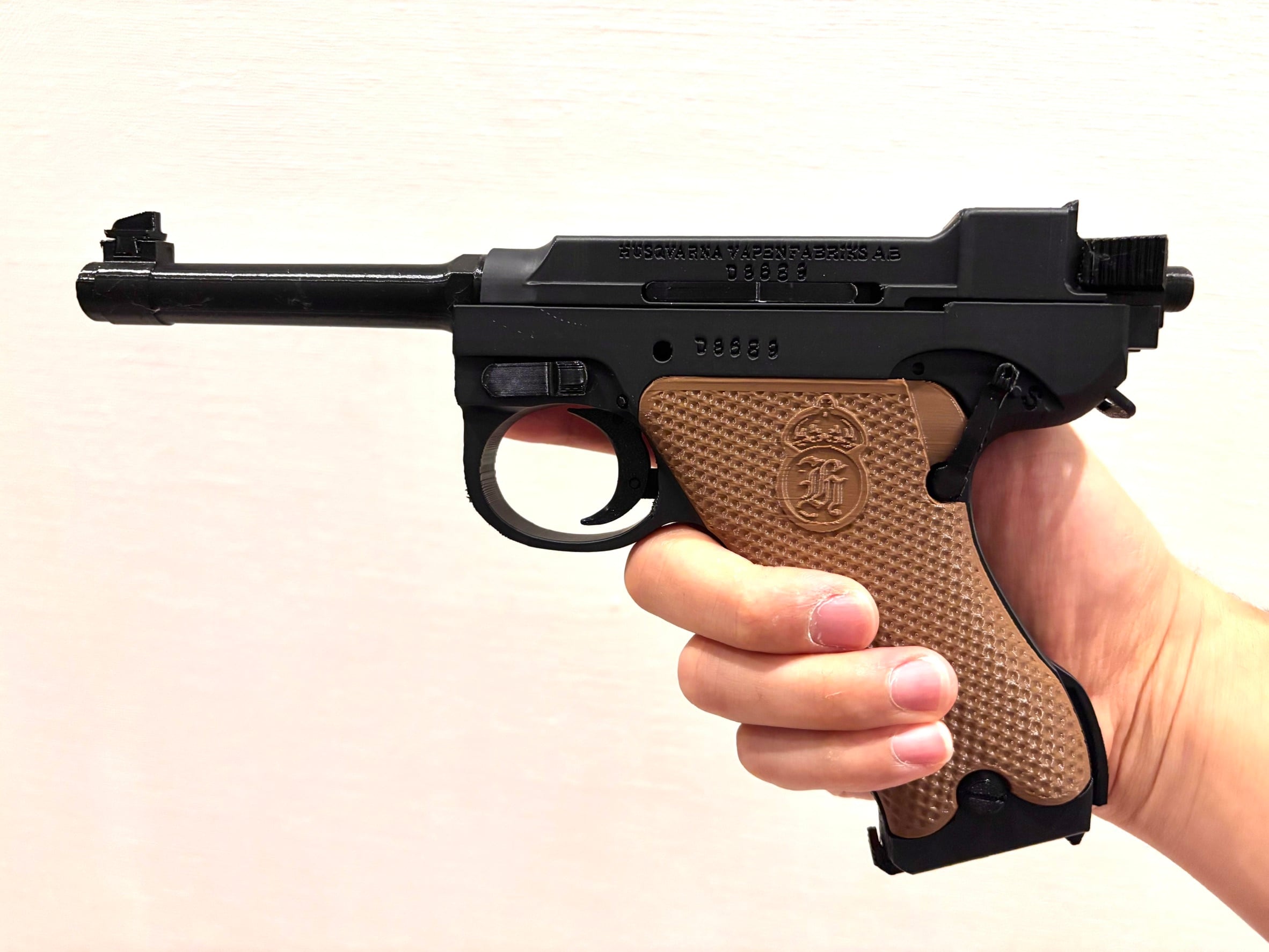 バイオハザード サムライ エッジ M92F ウェスカー(発射機能なし、金属
