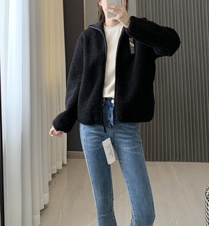 ふわもこ フード付き フリースジャケット レディース トップス ジャケット フリース アウター 上着 羽織 ミディアム 長袖 フード もこもこ ふわふわ ファスナー ポケット 前開き ボア かわいい 大人可愛い シンプル カジュアル 上品 おしゃれ こなれ感 ルーズ 無地 春 秋 冬 ママ 通勤 学生 学校 通学 デート お出かけ 旅行 公園 女子会 休日 ショッピング カフェ 重ね着 暖かい 体型カバー 普段使い 着回し S M L XL ゆったり 黒 ブラック 茶色 ブラウン オフホワイト ブルー