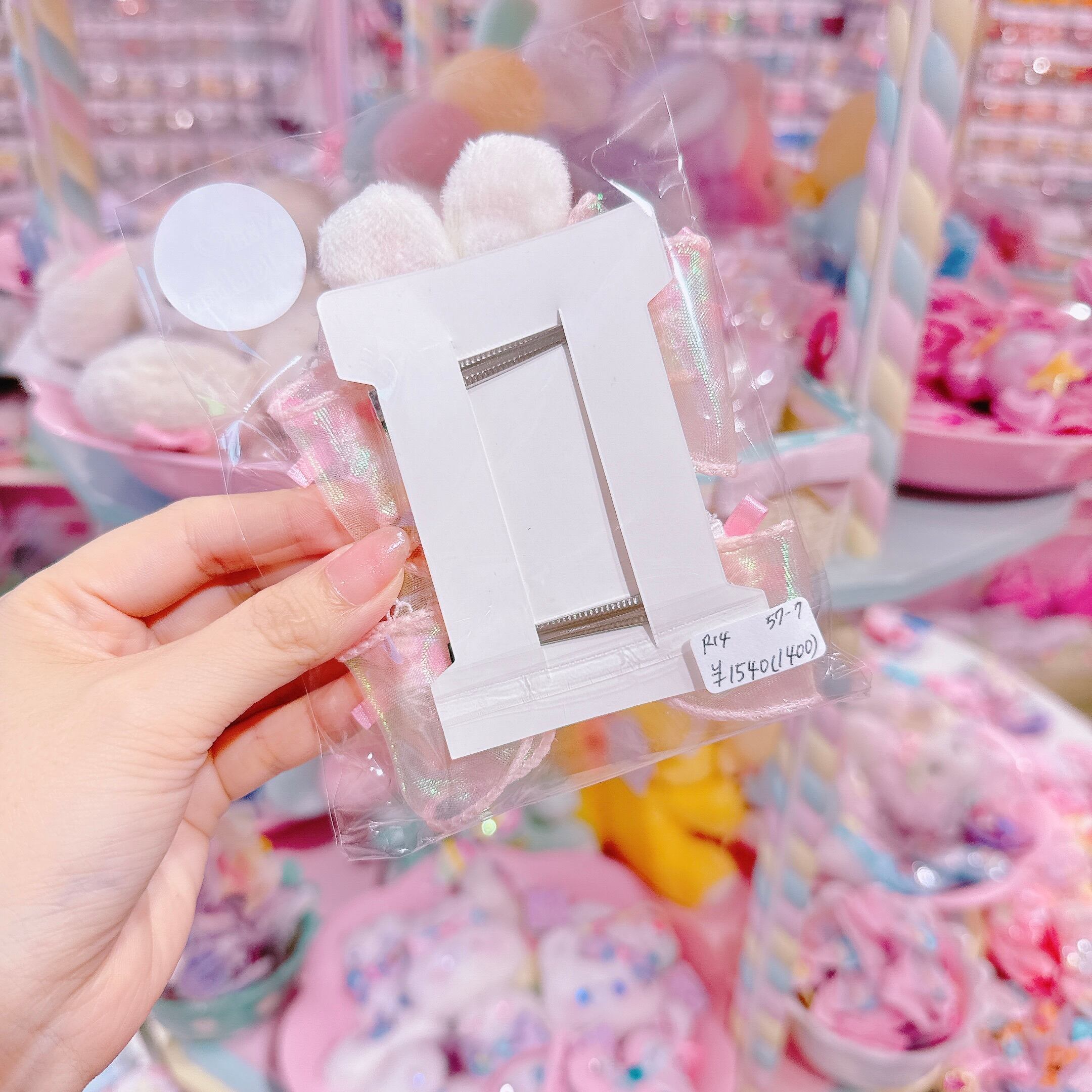 【R14】57-7くるみリボンツインヘアクリップ