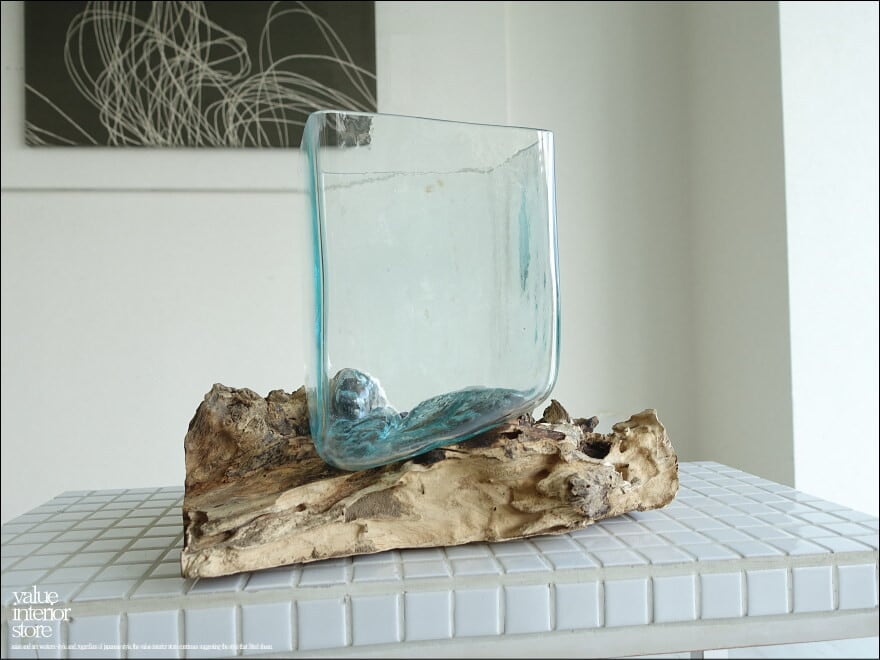 硝子フラワーベースSqli / L-10 花瓶 メダカ鉢 めだか鉢 プリミティブガラスベース 吹きガラス 手作り 一点物 自然な様