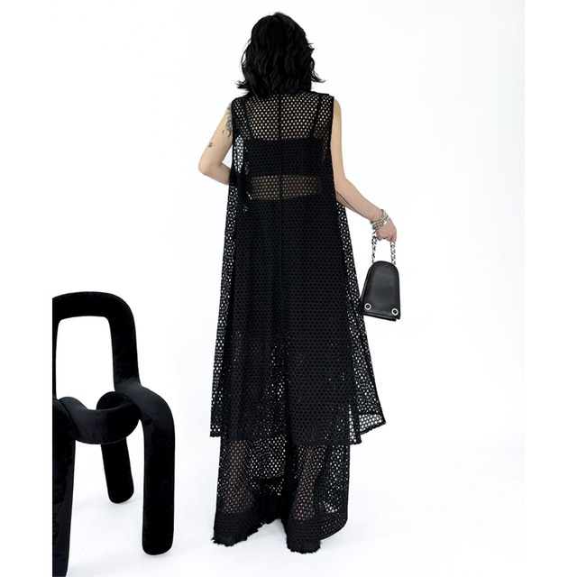 Mesh oversized  layered setup C1101
