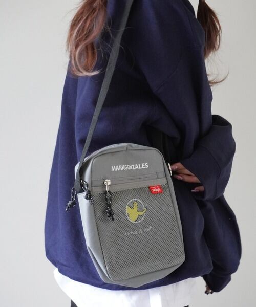 【(What it isNt)ART BY MARKGONZALES / (ワットイットイズント) アートバイ マークゴンザレス 】 ゴンバト ショルダー バッグ グレー 2H9-63189