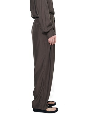 ssstein "CUPRO TWILL WIDE EASY TROUSERS 〔DARK BROWN〕"