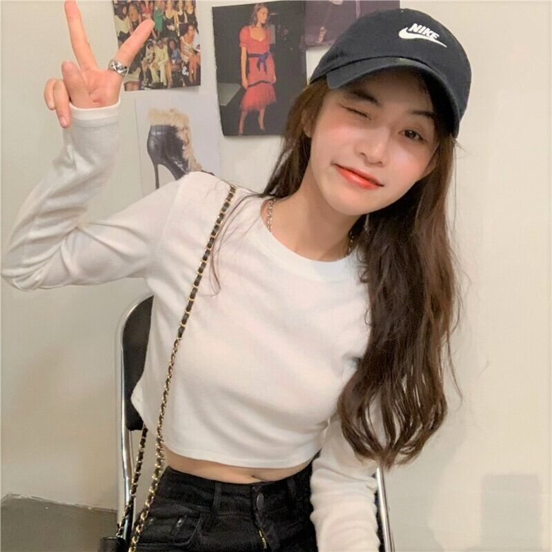 韓国風 練習着コーデに クロップドトップス Tシャツ 長袖 クルーネック へそ出し ダンスウェア 着回し シンプル カジュアル 女っぽ Lamitte Deco トレンド 韓国ファッション ショップ Base店