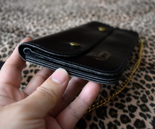 70s VINTAGE COWHIDE BIKER WALLET