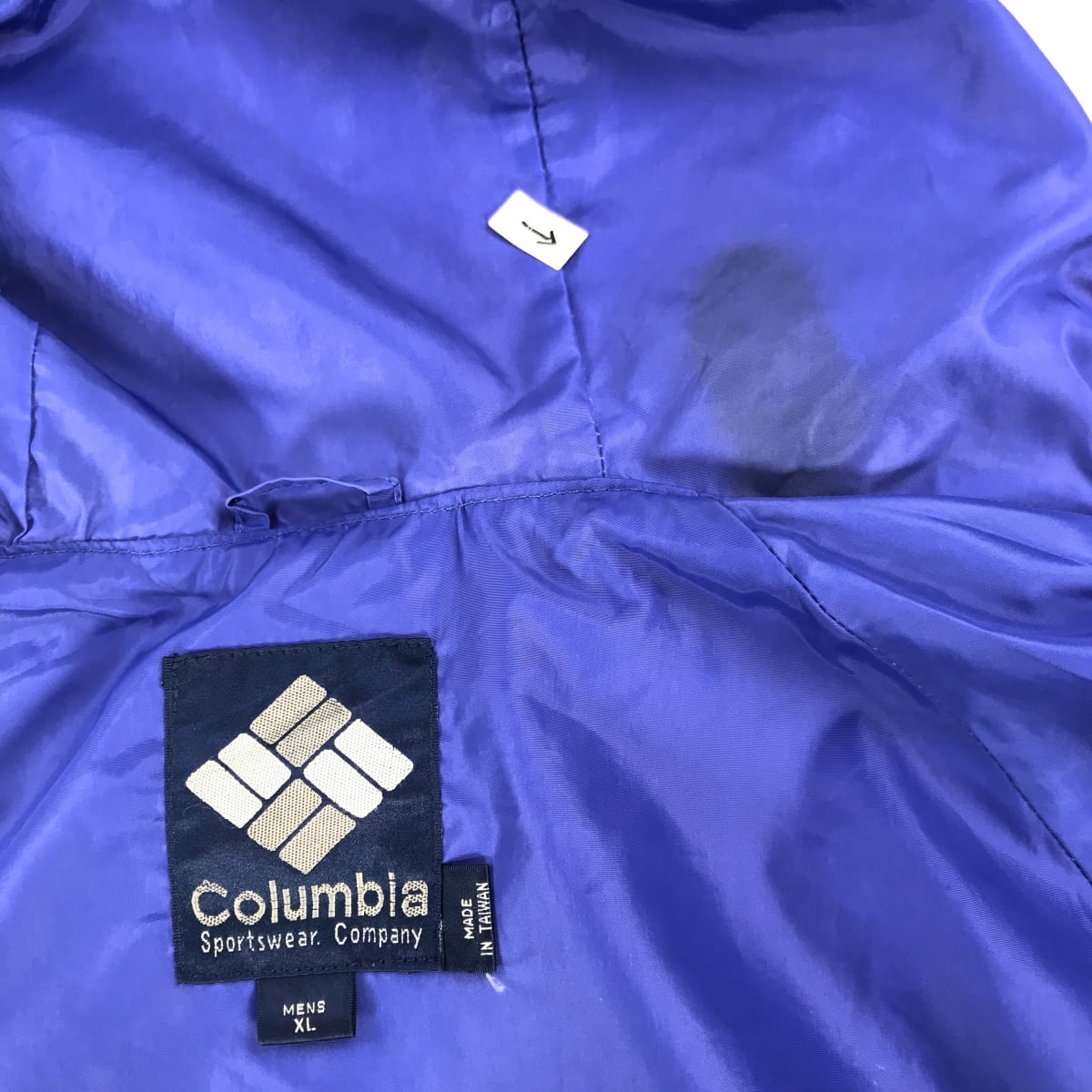 COLUMBIA コロンビア 旧タグ 80 〜90年代 ナイロン プルオーバー COLUMBIA コロンビア 旧タグ 80 〜90年代 ナイロン プルオーバー