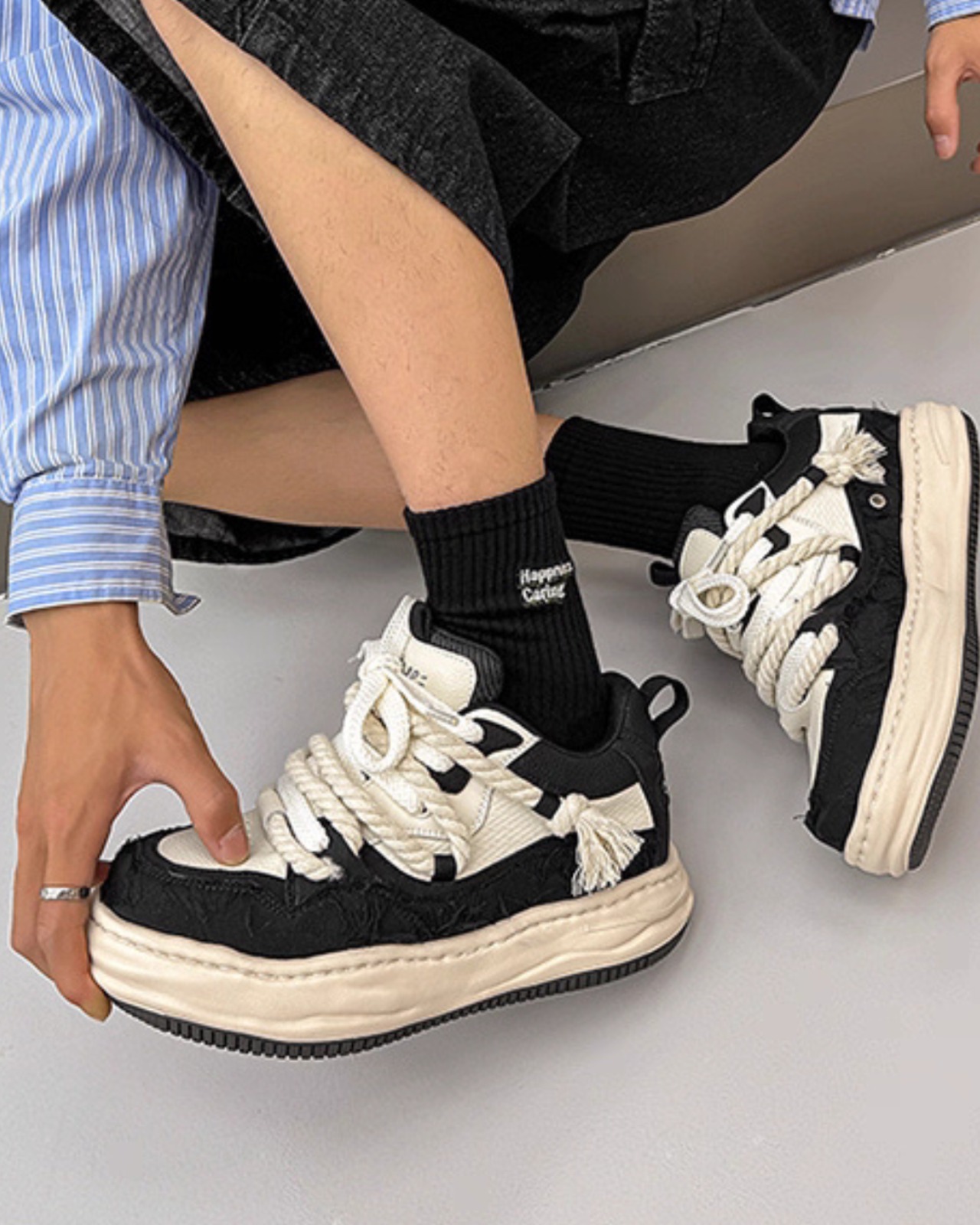 【通常発送】身長高見え設計｜＋7cmで自然にスタイルを引き上げるディゾルブスニーカー(SHS00053)